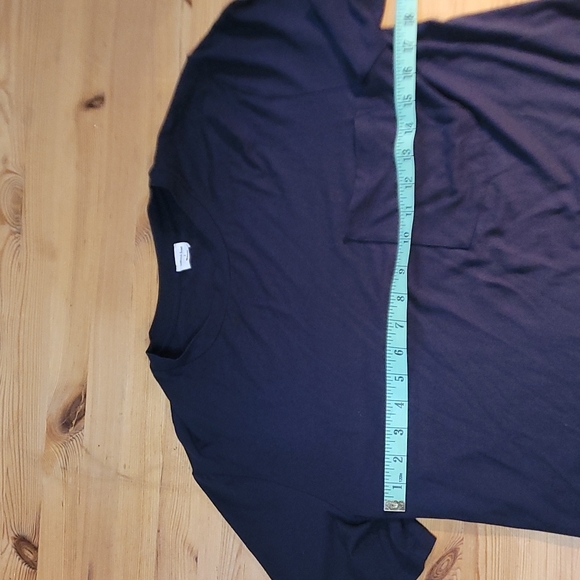 Wilfred basic black pocket tee rayon soft Aritzia small - Picture 2 of 7